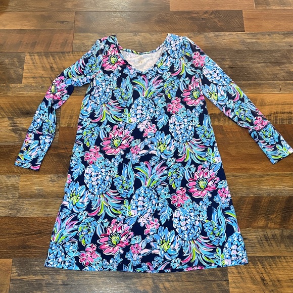 Lilly Pulitzer- Kaisley Dual-Neck, High Tide Navy, Pineapple Paradise - Picture 1 of 2